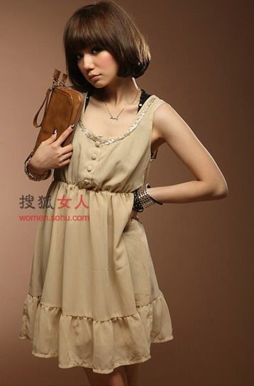 连身裙